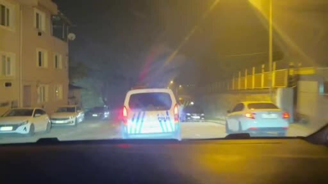 Bursa'da Eve Düzenlenen Operasyonda Cephanelik Bulundu