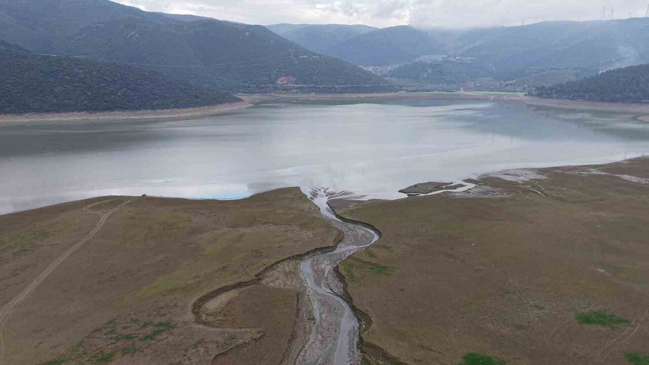 Bursa'da Gölbaşı Gölü Tehlike Altında