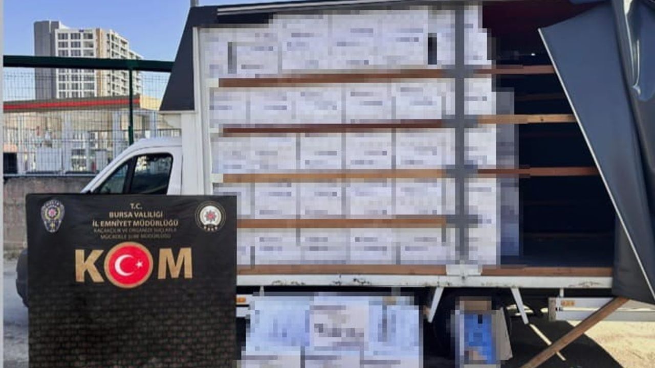 Bursa'da Kaçak Makaron Operasyonu: 3 Milyon 410 Bin Ele Geçirildi