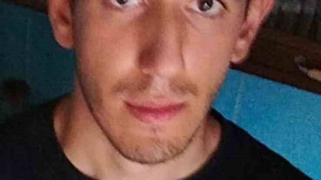 Bursa'da Kayıp Genç Aranıyor