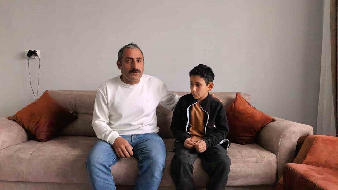 Bursa'da Okul Müdürü Öğrencisini Darp Etti