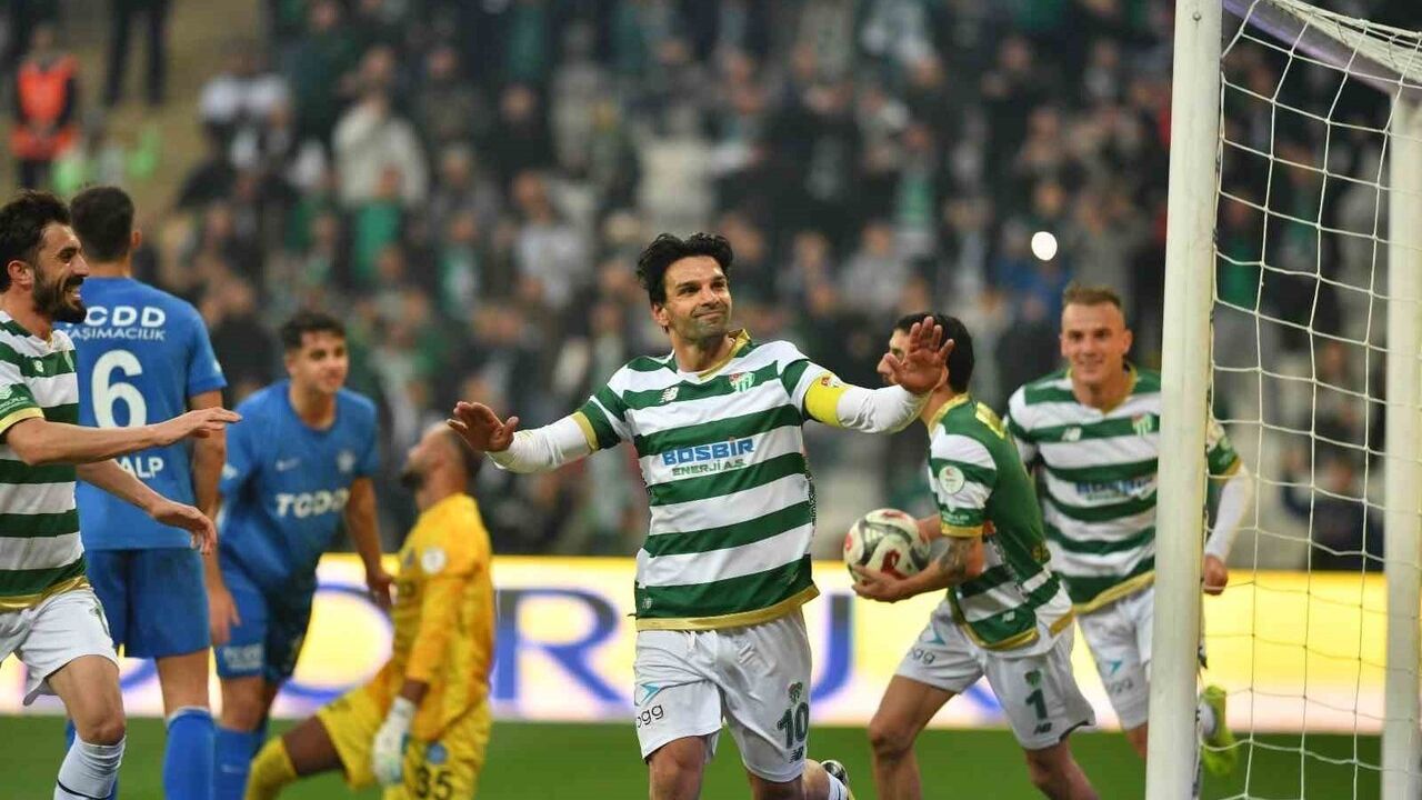Bursaspor'dan Farklı Galibiyet