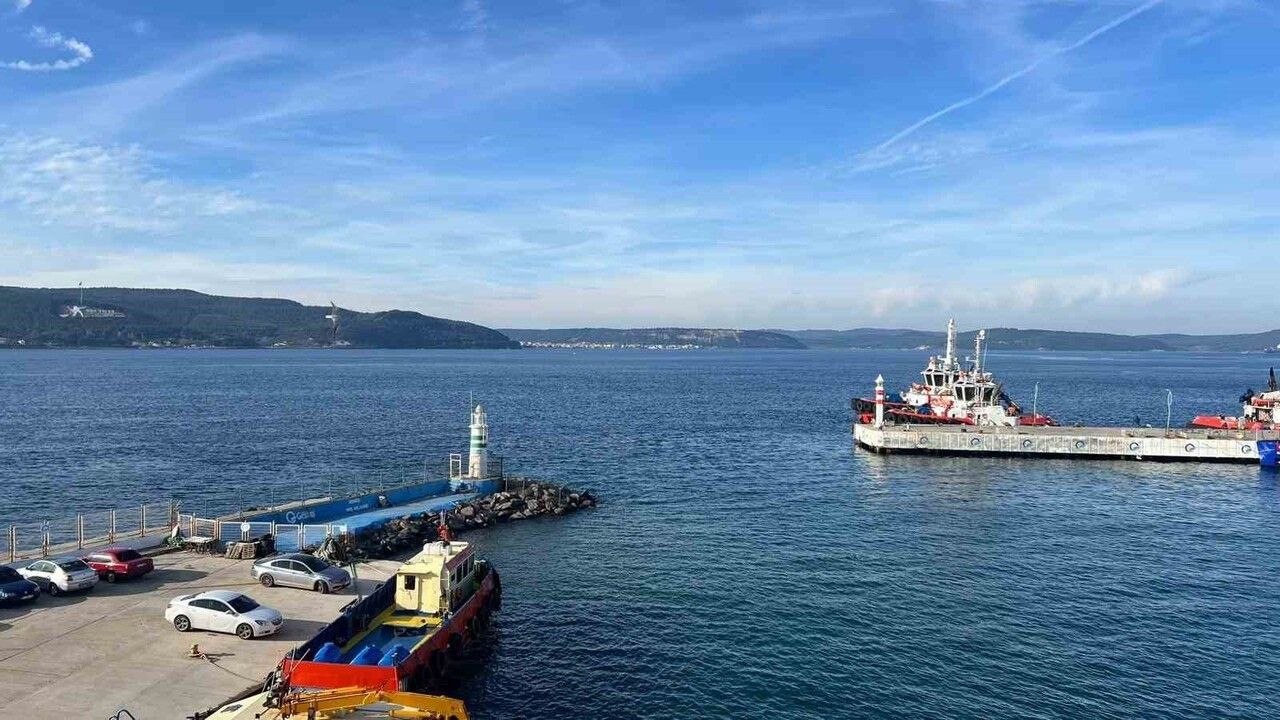 Çanakkale Boğazı Sis nedeniyle Kapandı, Trafiğe Tekrar Açıldı