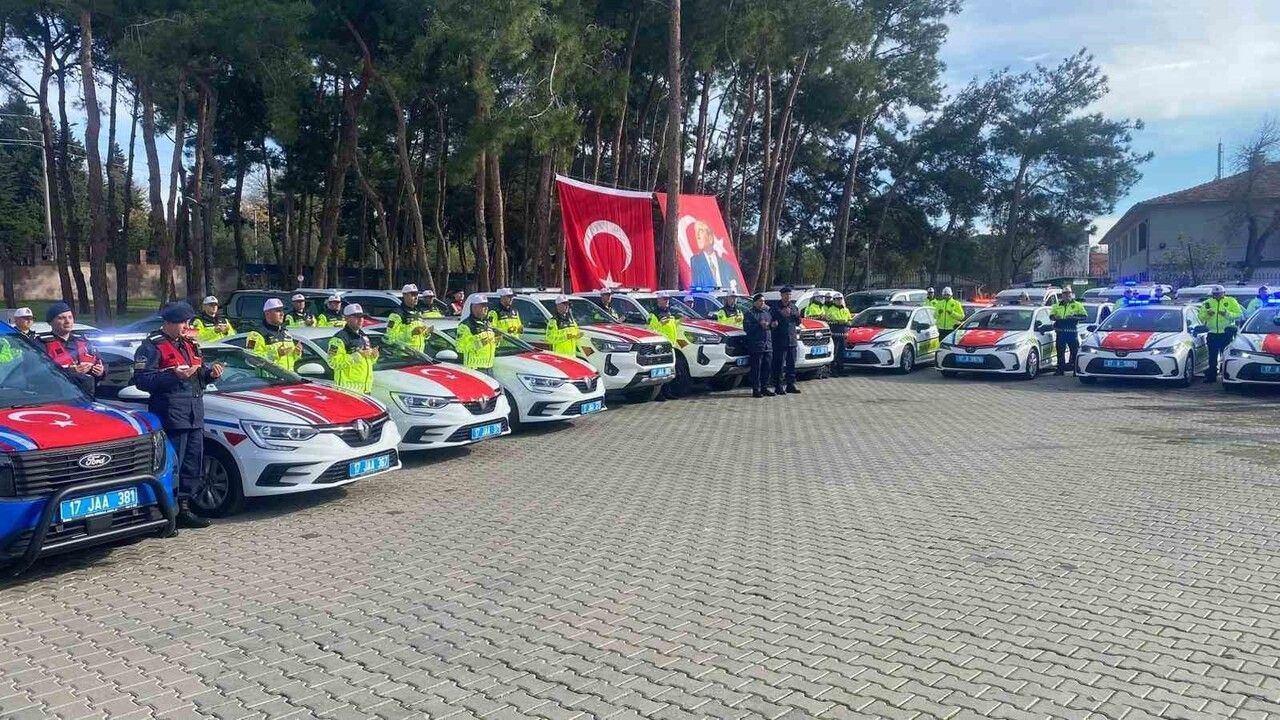 Çanakkale'de Kolluk Birimlerine 95 Yeni Araç Takviyesi