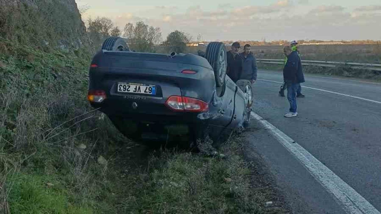 Çaycuma'da Takla Atan Otomobilde Bir Kişi Yaralandı