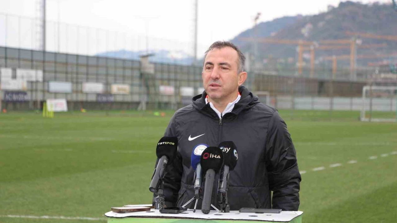 Çaykur Rizespor'da Hücuma Yönelik Orta Saha Arayışı