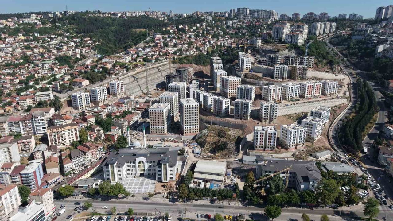 Cedit Mahallesi Kentsel Dönüşüm Projesi'nde Kira Yardımları Sorunu Çözüldü