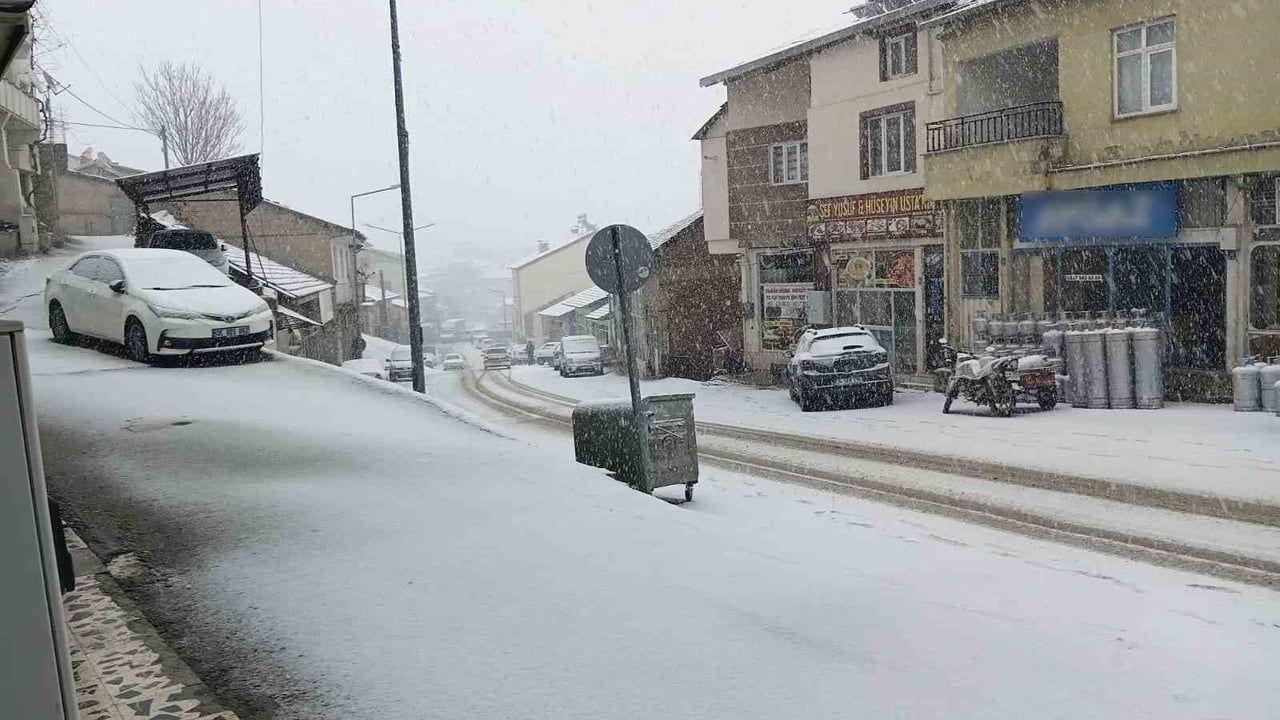 Çelikhan'da Kartpostallık Kar Manzaraları