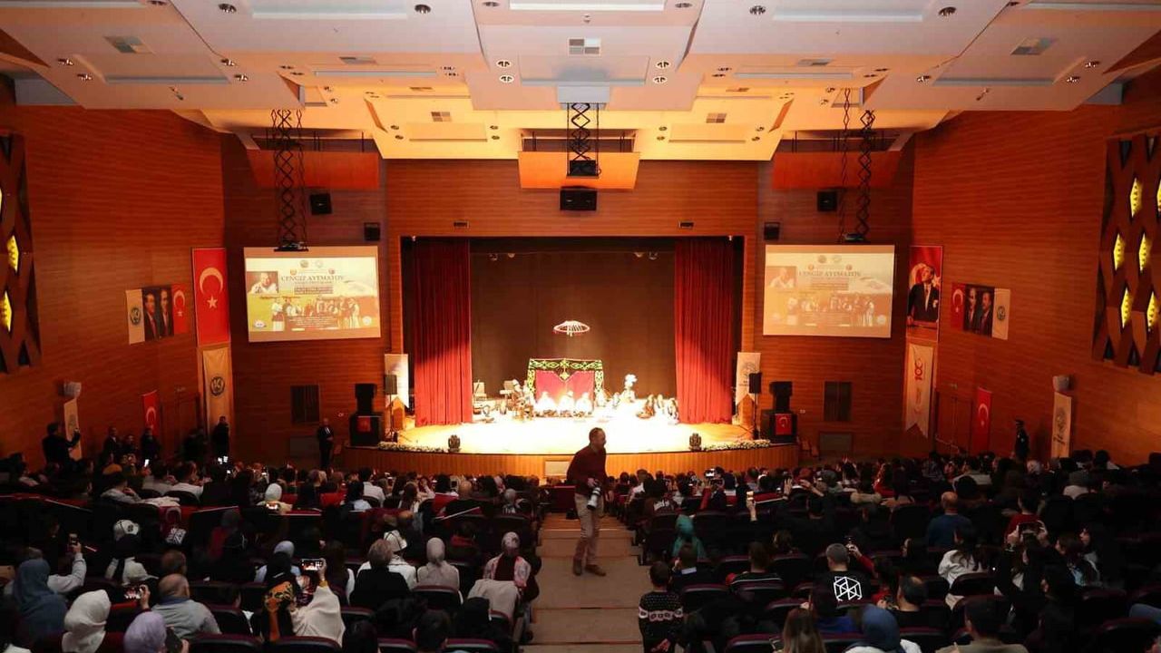 Cengiz Aytmatov Anma Programı Talas'ta Gerçekleşti