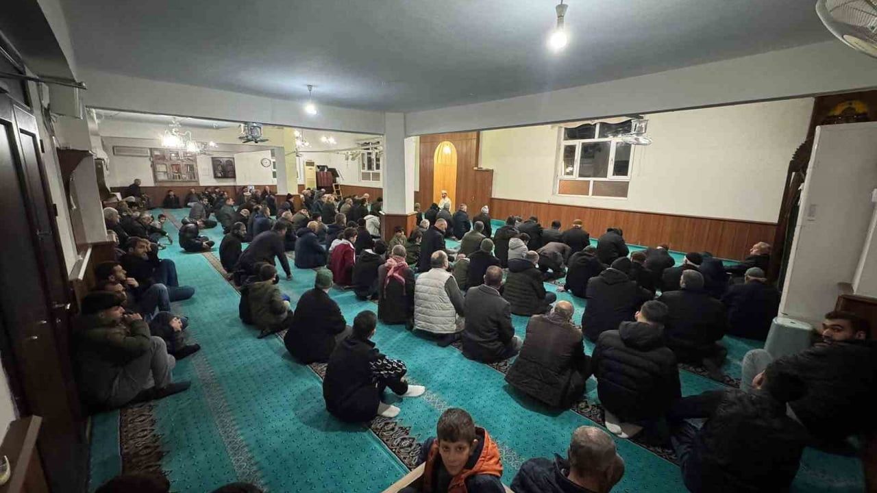 Çermik’te Regaip Kandili Coşkuyla Kutlandı