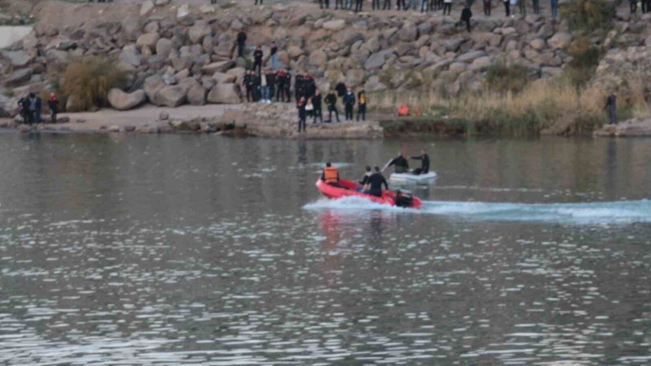 Cizre'de Dicle Nehri'nde Kaybolma Olayı
