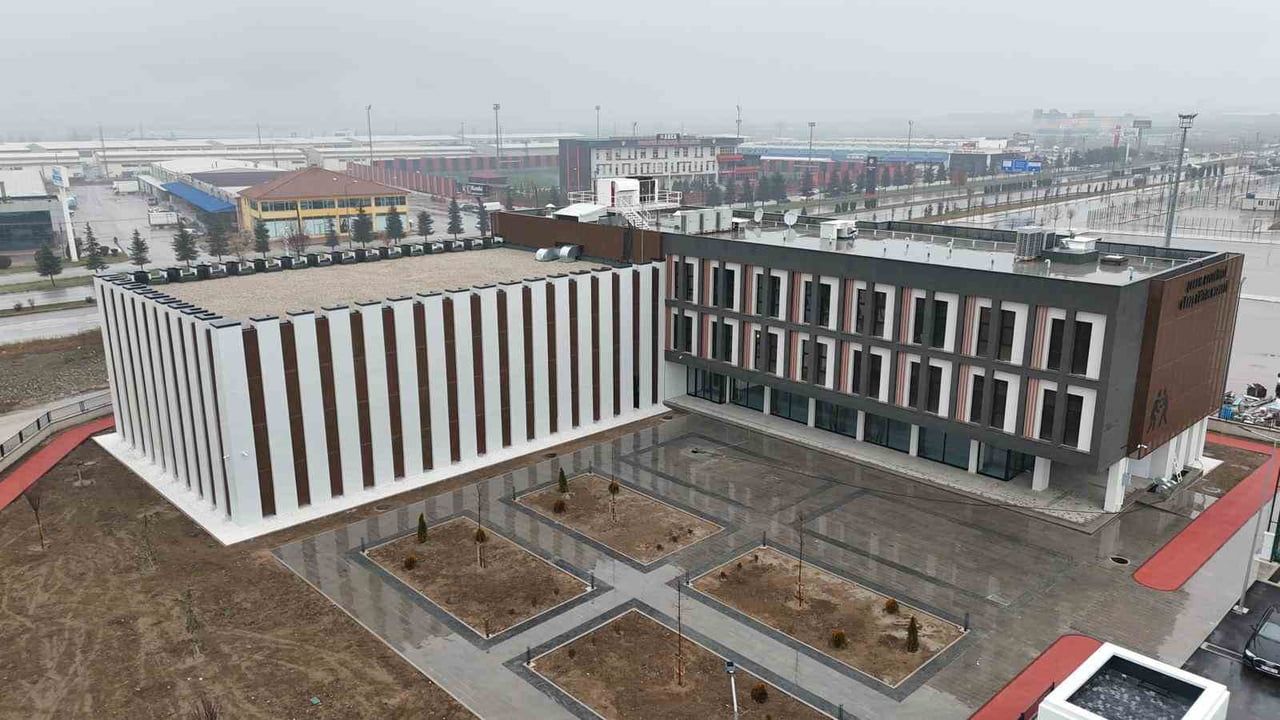 Çorum Belediyesi'nden Yeni Güreş Eğitim Merkezi Açılıyor