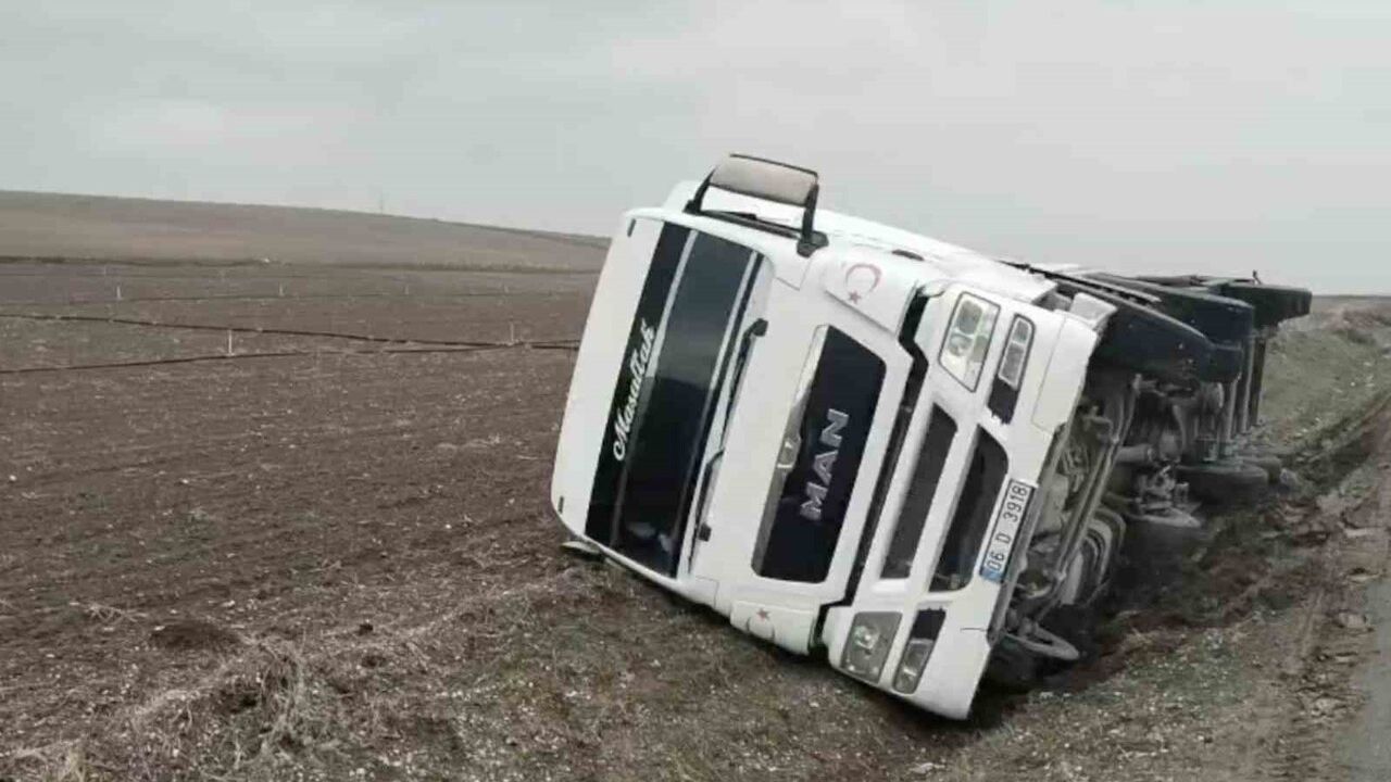 Çorum'da Tanker Devrildi: Bir Yaralı