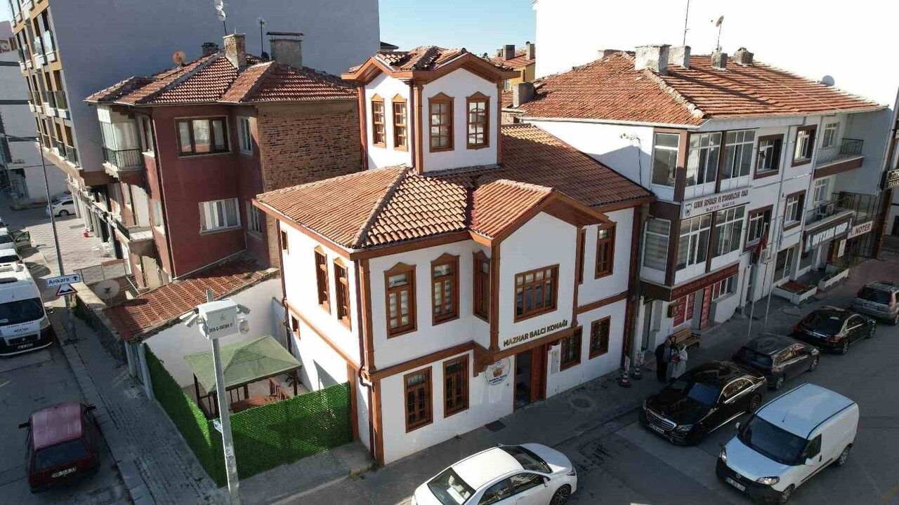 Çubuk'taki Kadın El İşleri Atölyesi ile Sosyal Dönüşüm