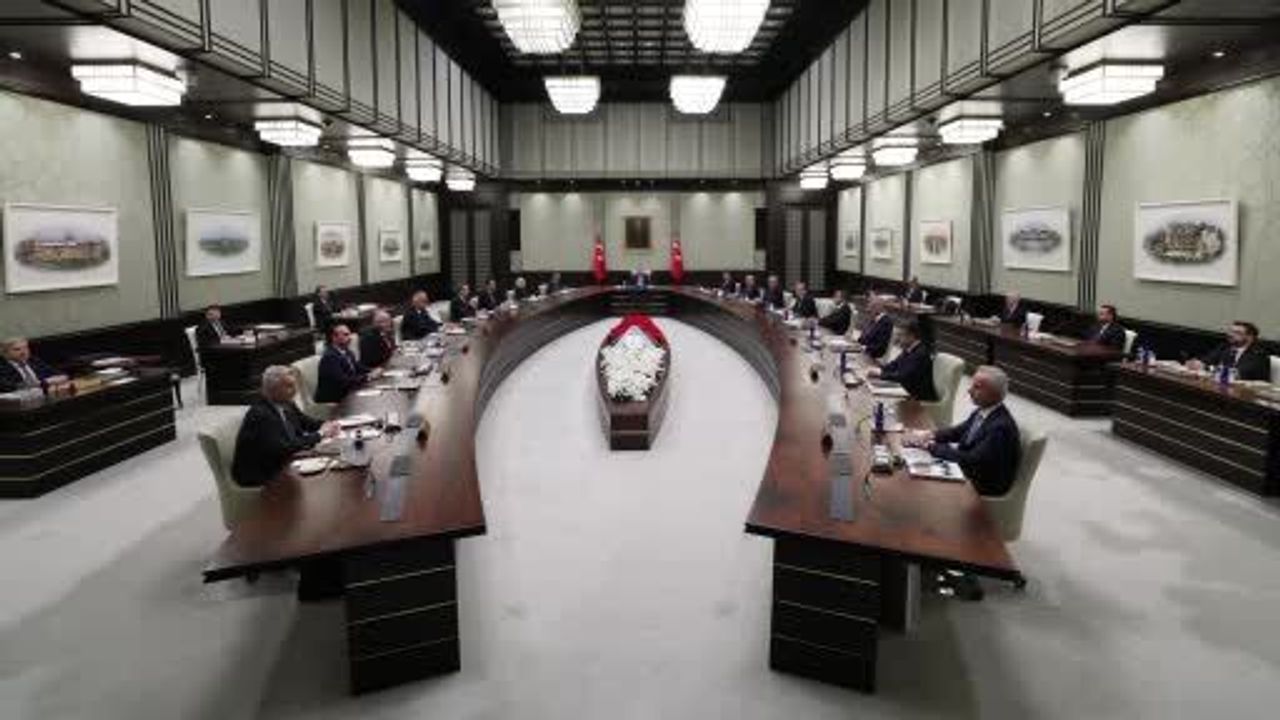 Cumhurbaşkanlığı Kabinesi Beştepe'de Toplandı