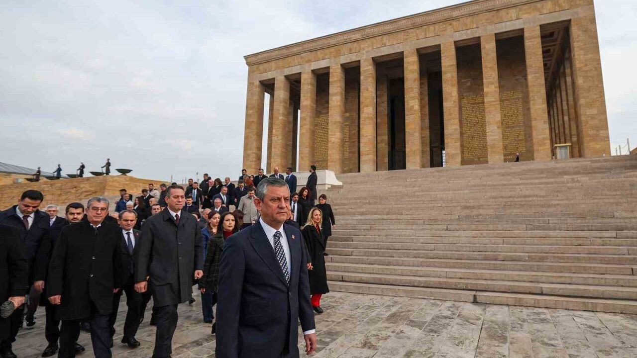 Cumhuriyet Halk Partisi Kurultayı Sonrası Anıtkabir Ziyareti