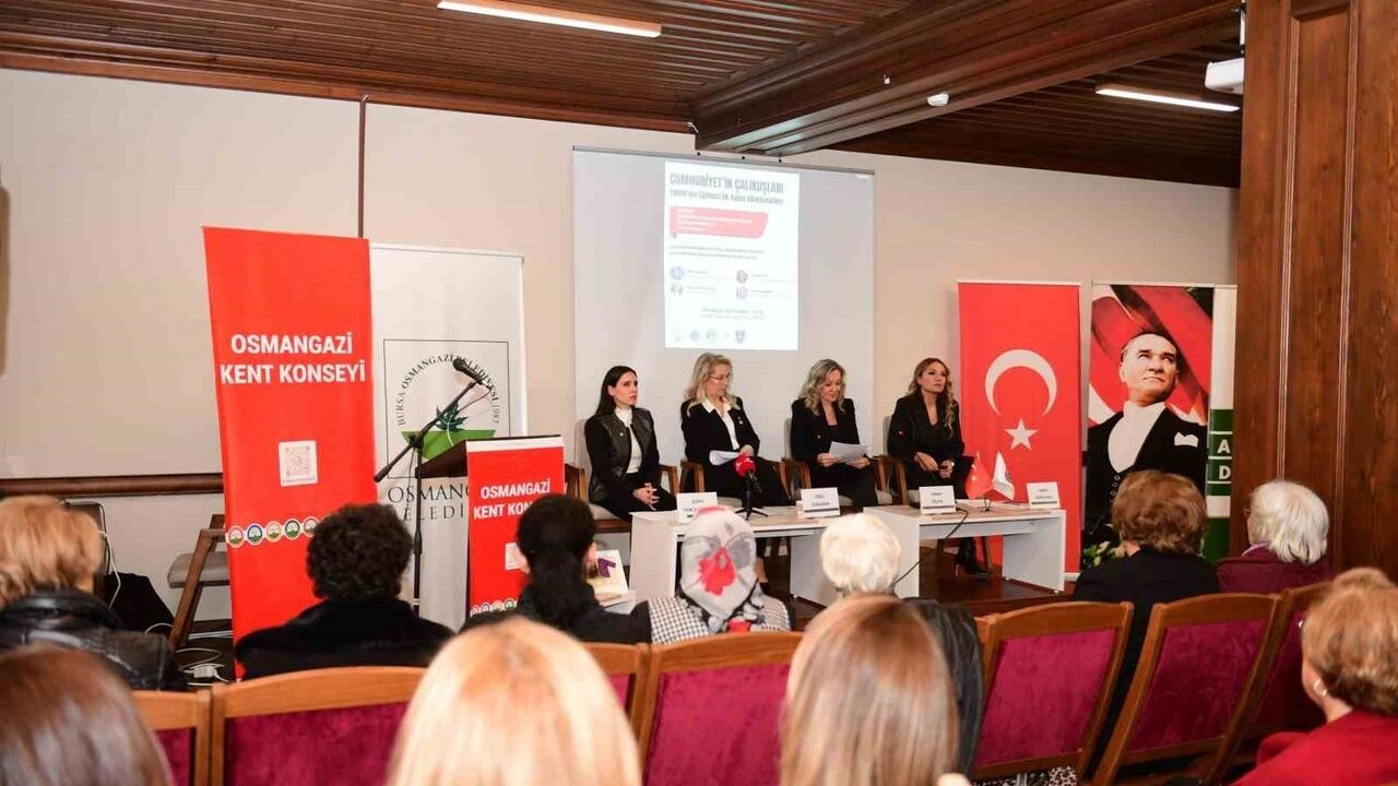Cumhuriyetin Kadın Milletvekilleri Paneli Osmangazi'de Yapıldı