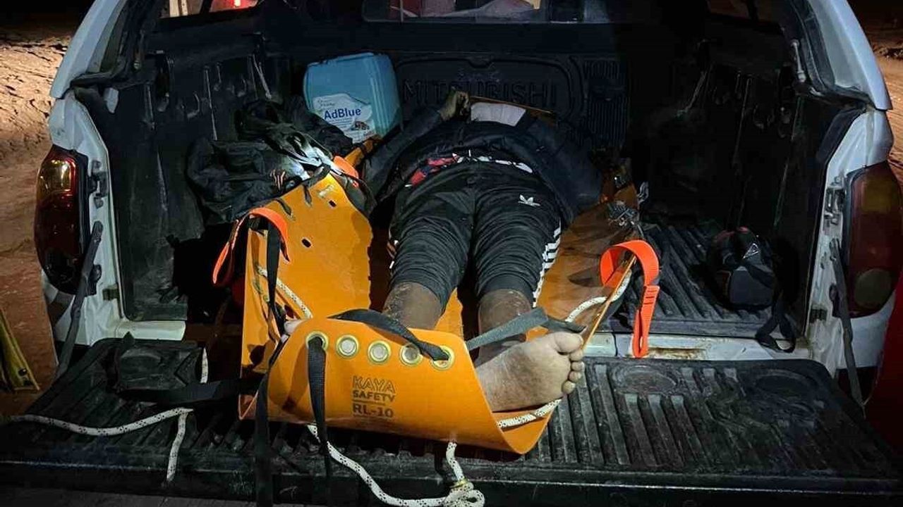 Dalaman'da Sarp Arazide Yaralanan Göçmen Kurtarıldı