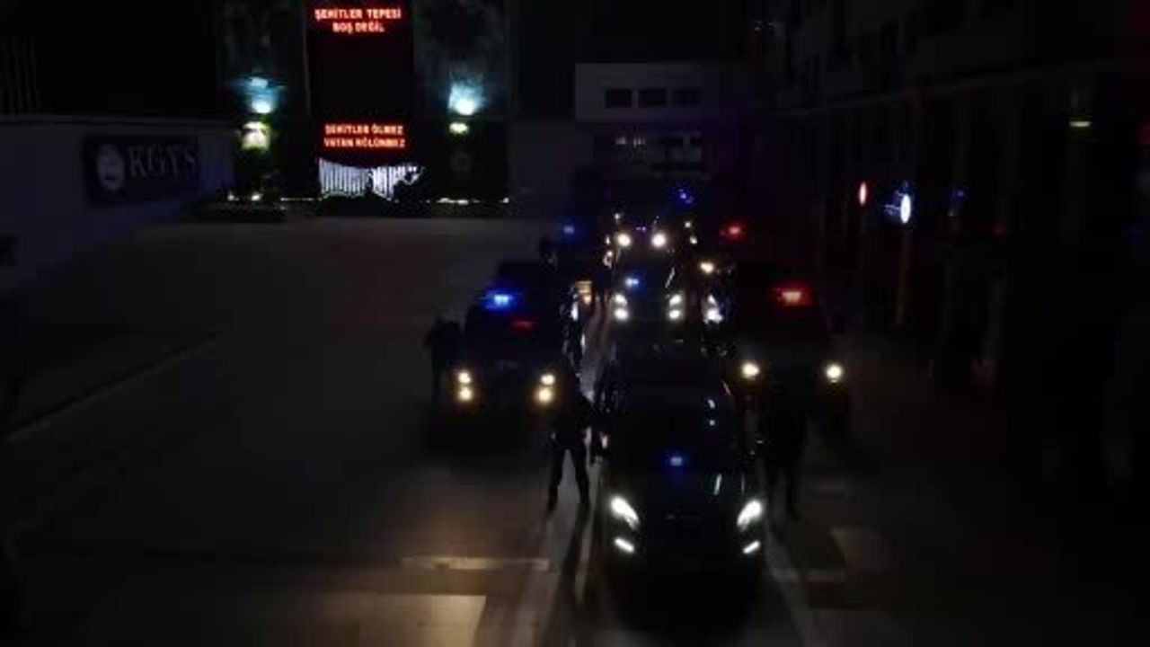 DEAŞ Üyelerine Para Gönderen 5 Kişiye Operasyon Düzenlendi