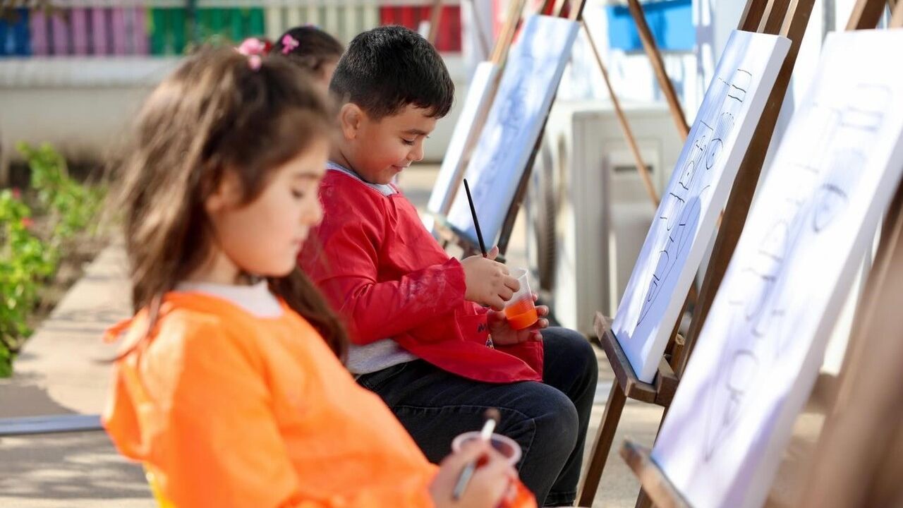 Didim'de Kreş Öğrencileri Resim Etkinliği Düzenledi
