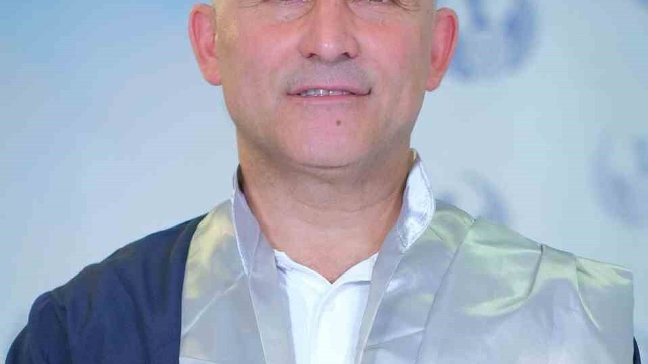 Dijital Dünyanın Psikolojik Tehditleri: Gençler İçin Riskler ve Çözümler