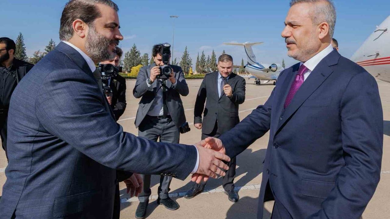 Dışişleri Bakanı Hakan Fidan Şam'da Kritik Temaslarda Bulunuyor