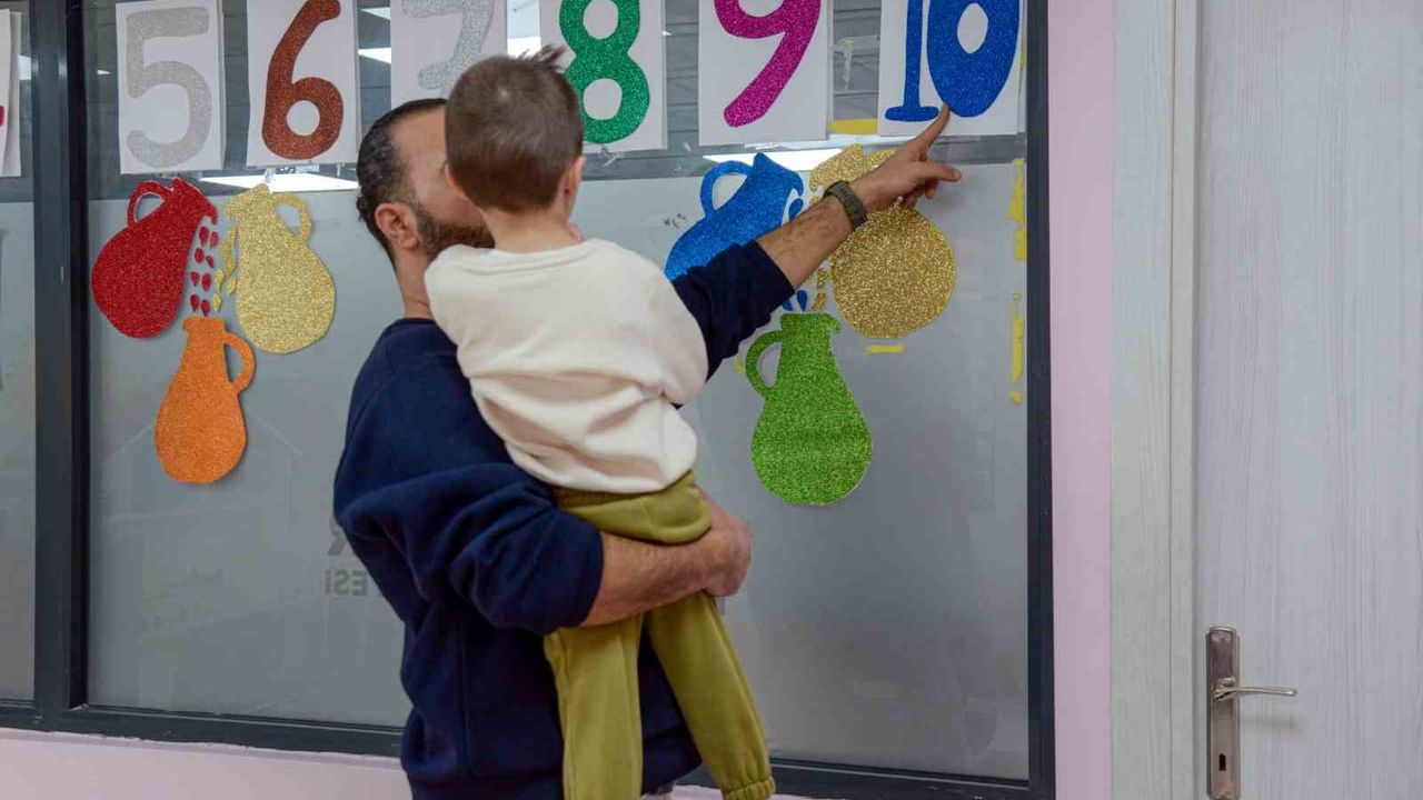 Diyarbakır'da Özel Çocuklar için Ücretsiz Oyun Terapisi Hizmeti Başlatıldı
