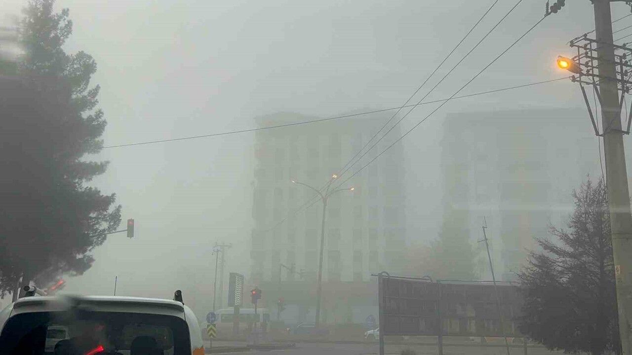 Diyarbakır’da Sabah Sis Etkisi