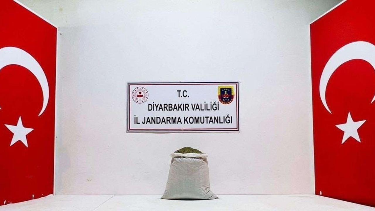 Diyarbakır'da Uyuşturucu Operasyonu: 32 Kilo Esrar Yakalandı