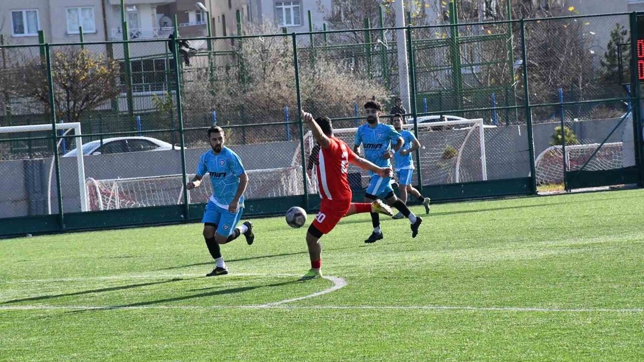 Döğergücü FK 5 Golle Farklı Zafer Elde Etti