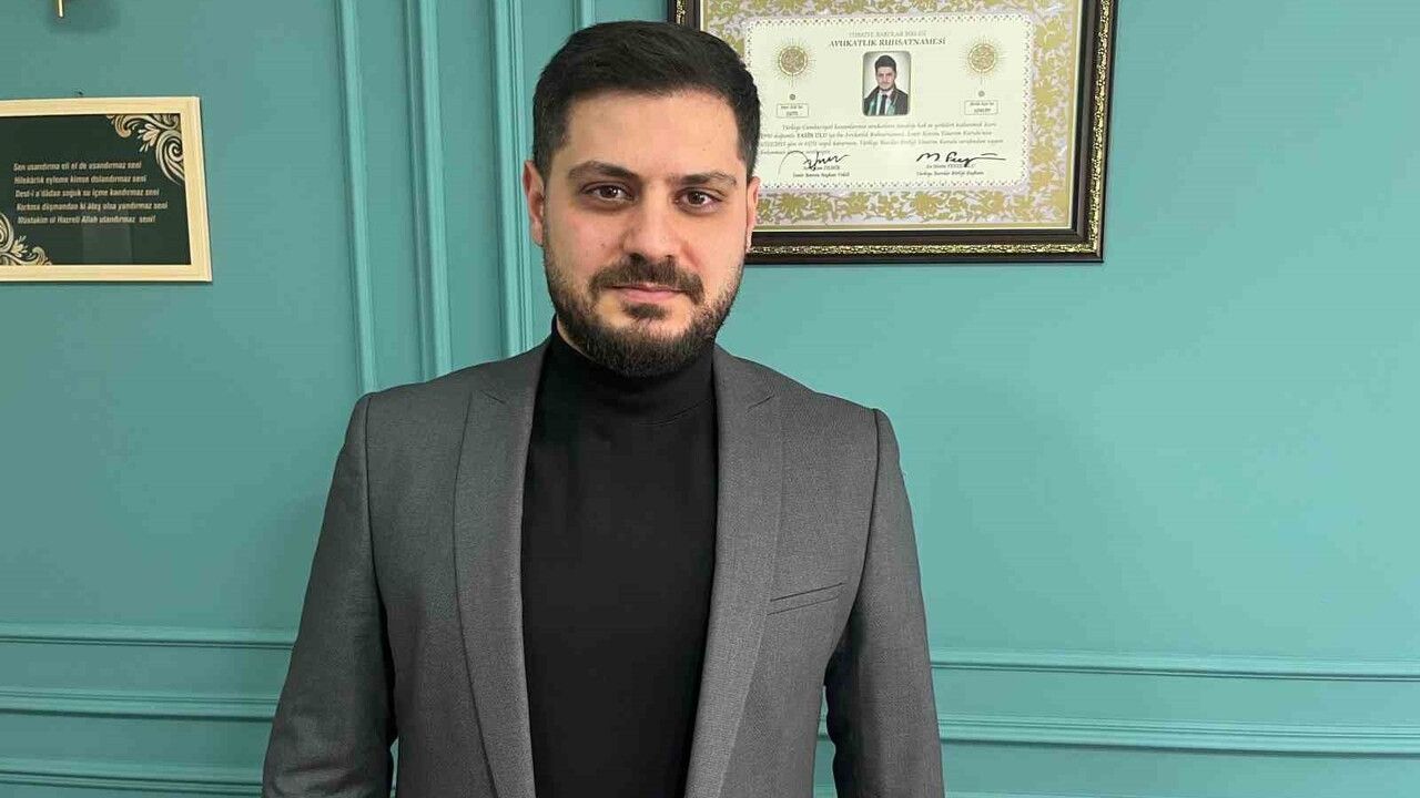 Dolandırıcılık Şebekesi İzmirli Avukatı Hedef Aldı