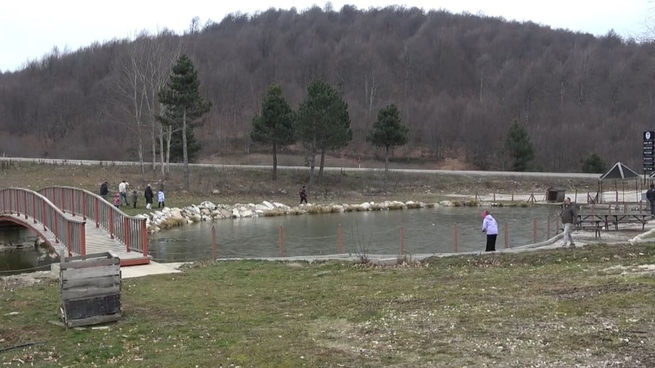 Domaniç'teki Kocayayla Çadır Restoran'a Yoğun İlgi