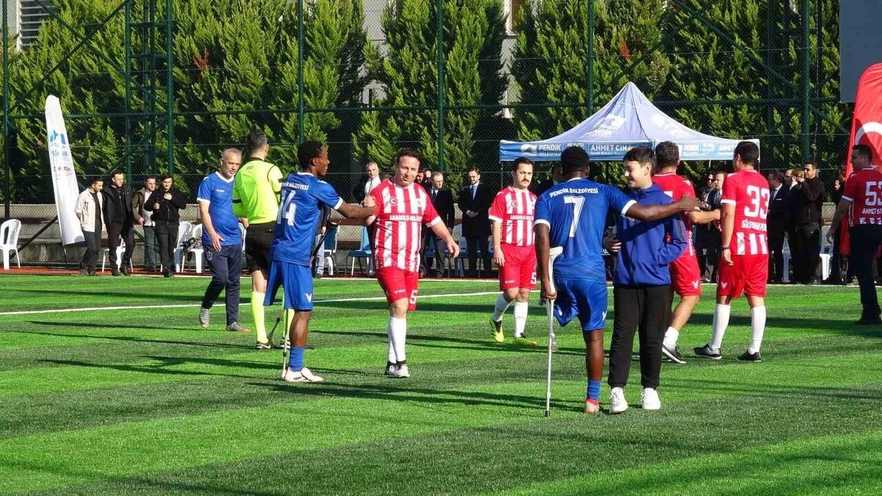 Dünya Engelliler Günü'nde Ampute Futbol Maçı Heyecanı