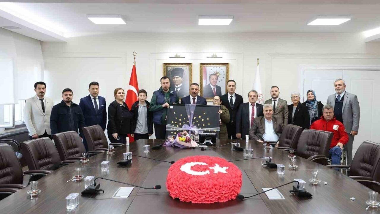 Dünya Engelliler Günü'nde Anlamlı Ziyaret