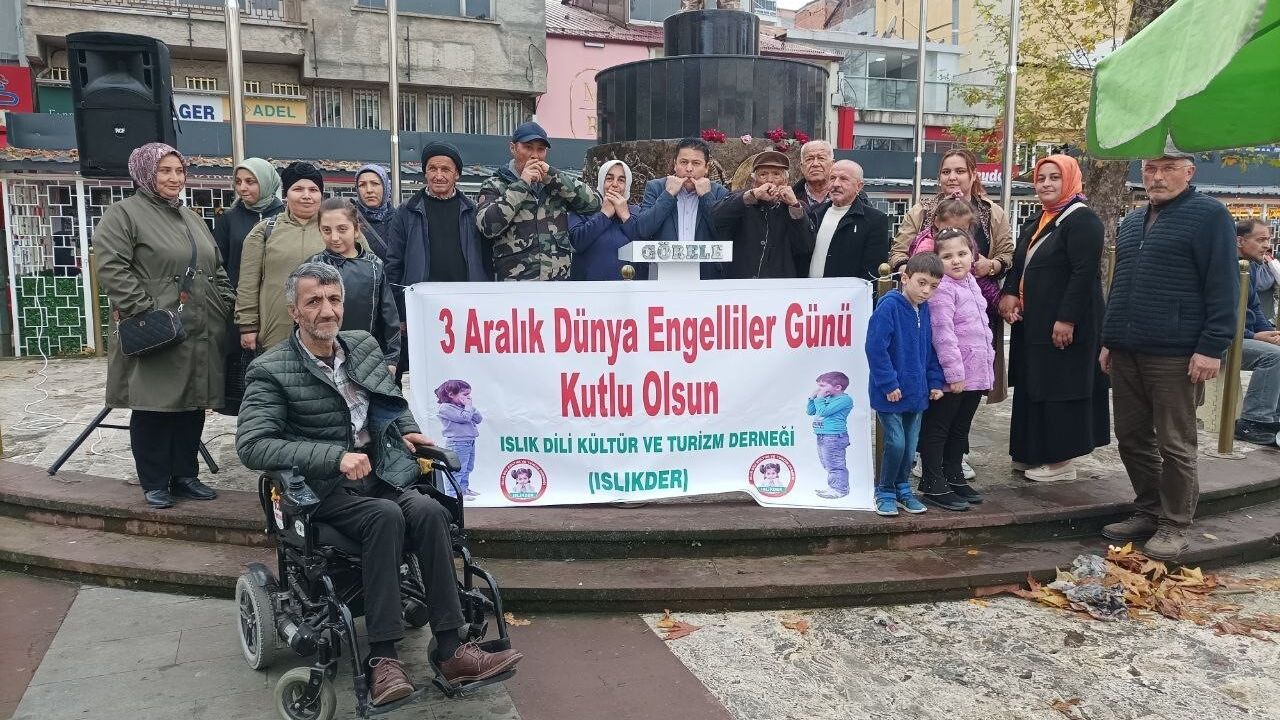 Dünya Engelliler Günü’nde Islık Diliyle Mesaj