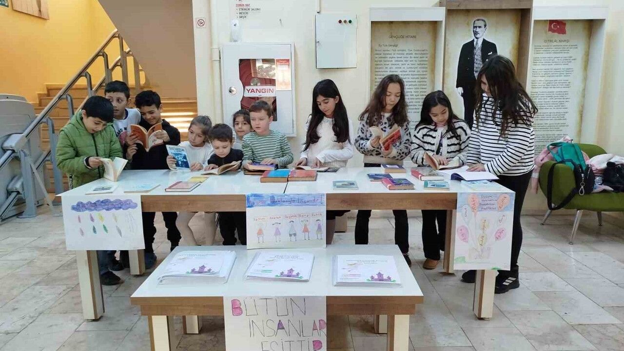 Dünya İnsan Hakları Günü'nde Farkındalık Etkinliği