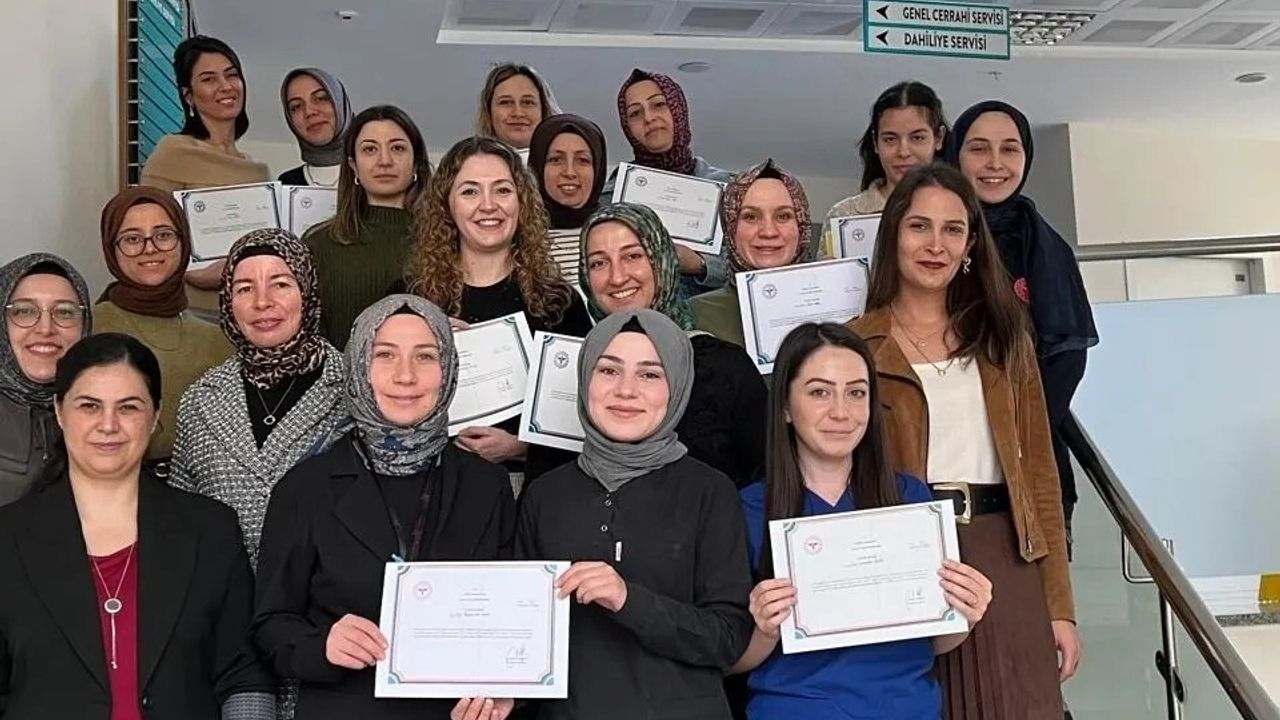 Durağan'da Anne Sütü ve Emzirme Eğitimi Düzenlendi