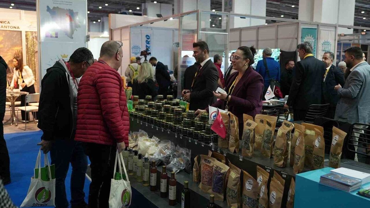 Düzce Belediyesi İzmir Turizm Fuarında