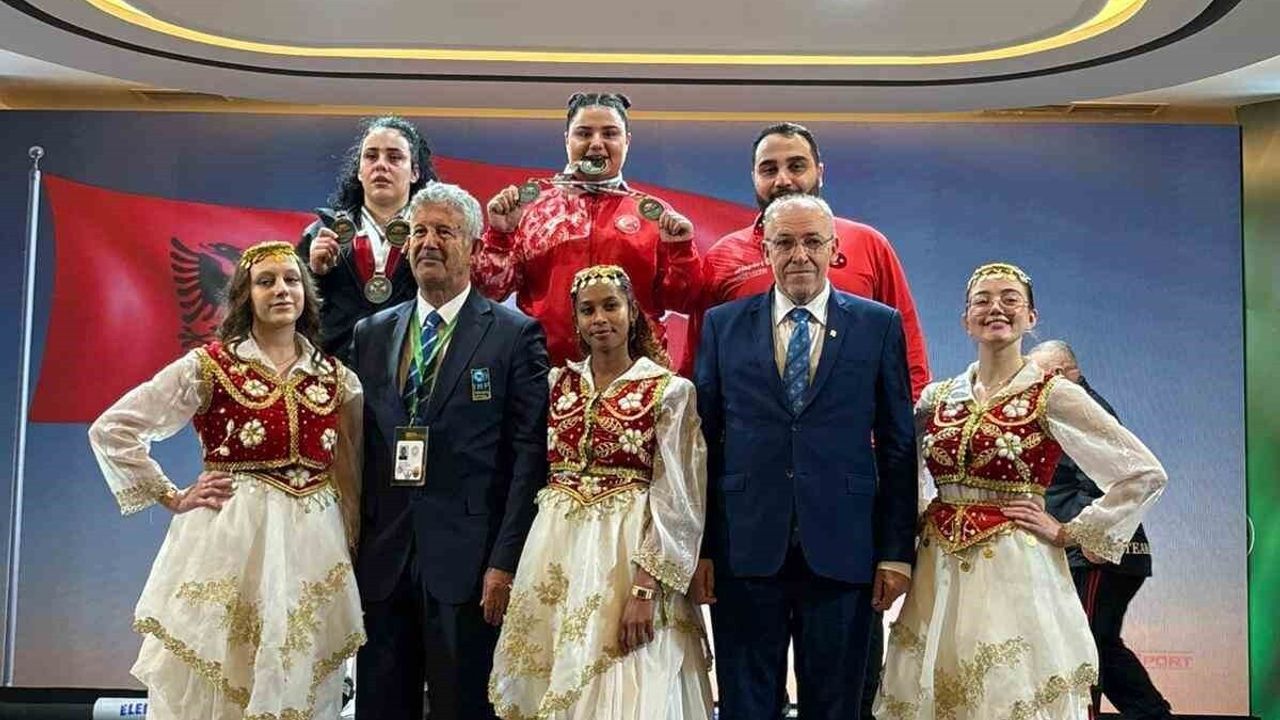 Düzce Belediyesi Spor Akademisi Balkan Şampiyonası'nda Tarih Yazdı