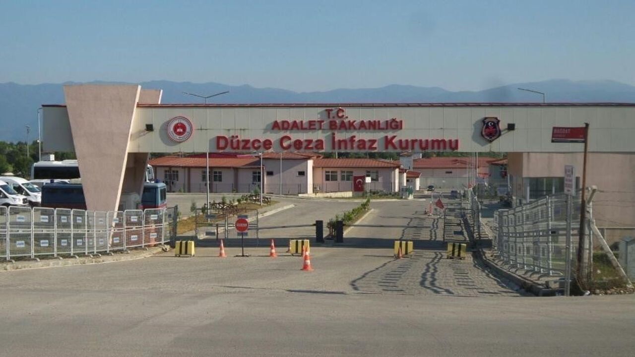 Düzce'de Güvenlik Denetimleri: 24 Bin Kişi Sorgulandı