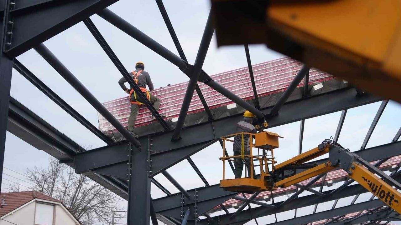 Düzce'de Modern Tuhafiyeciler Pazaryeri ve Fuar Alanı İnşaatı Devam Ediyor