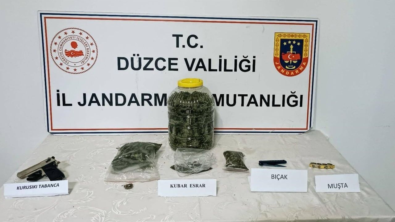 Düzce'de Uyuşturucu Operasyonu: 1 Kişi Tutuklandı