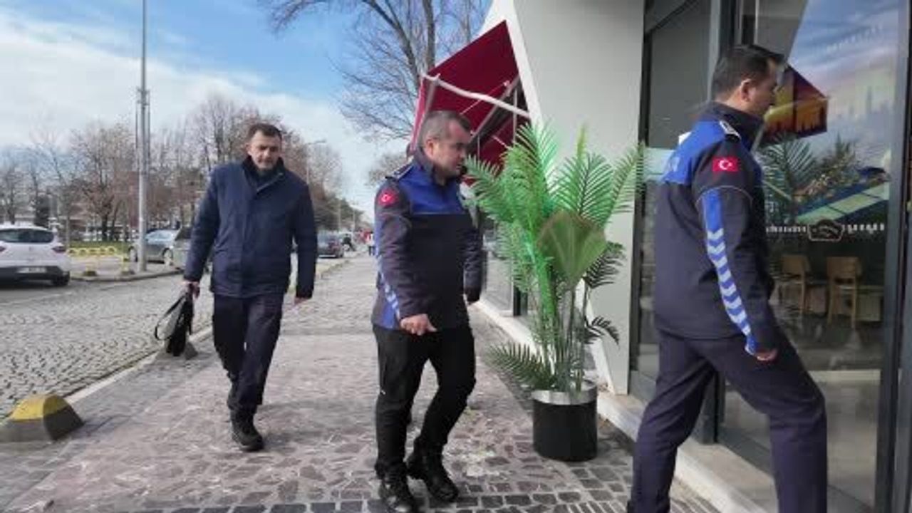 Düzce'de Zabıta Ekipleri Yılbaşı Öncesi İşletmeleri Denetliyor