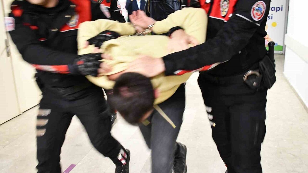 Düzce Üniversitesi Hastanesi'nde Acil Durum Tatbikatı Gerçekleştirildi