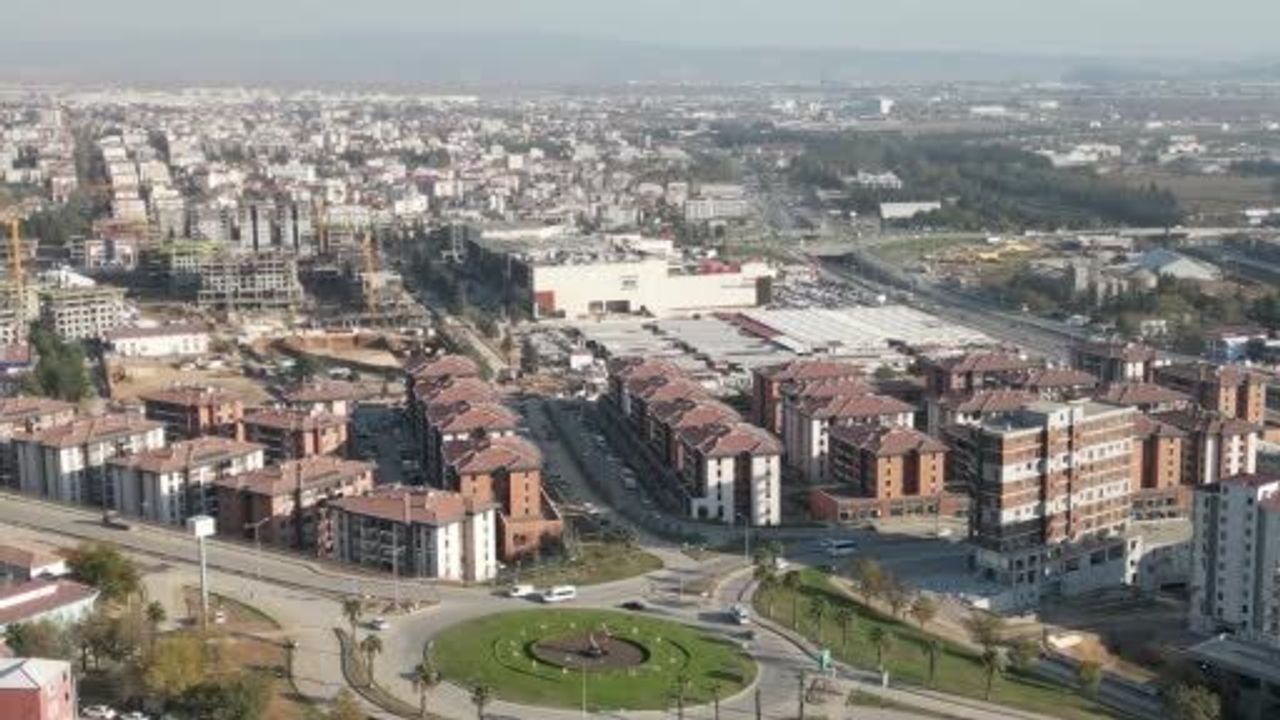 Ebrar Sitesi Çevresinde Yeniden Canlanan Ticaret Hayatı