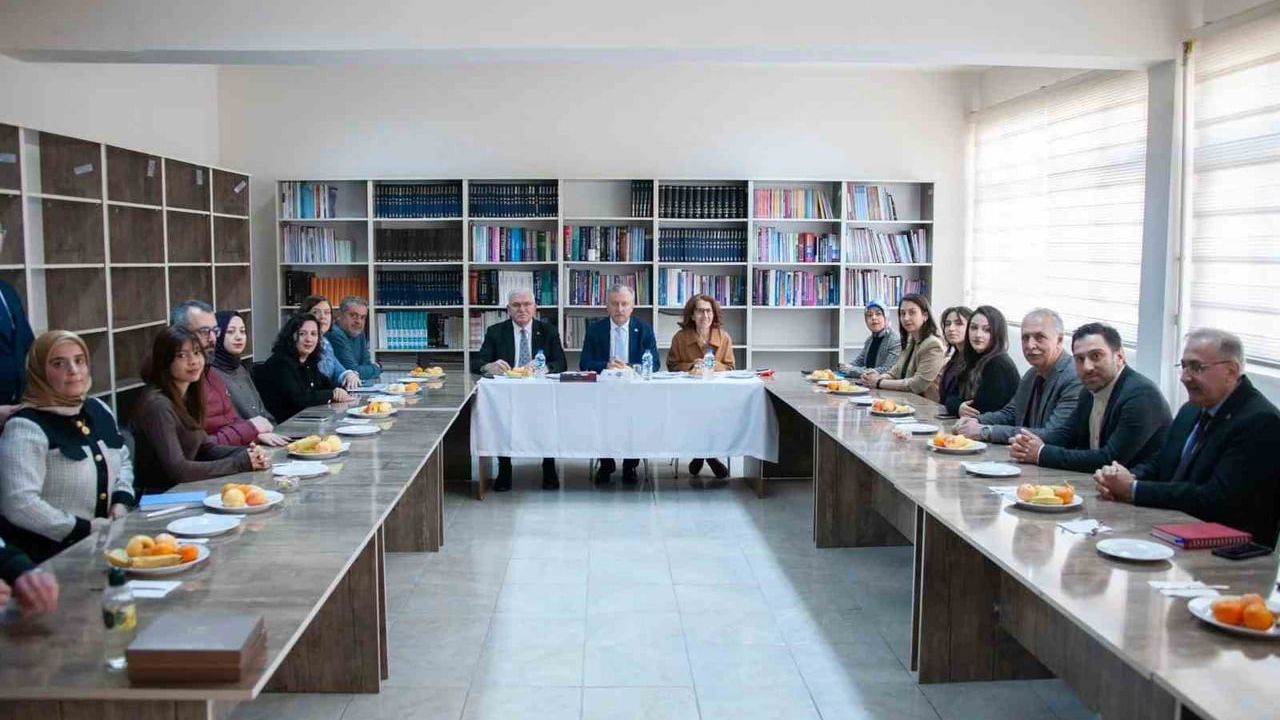 EBYÜ’de Memnuniyet Anketleri Değerlendirildi