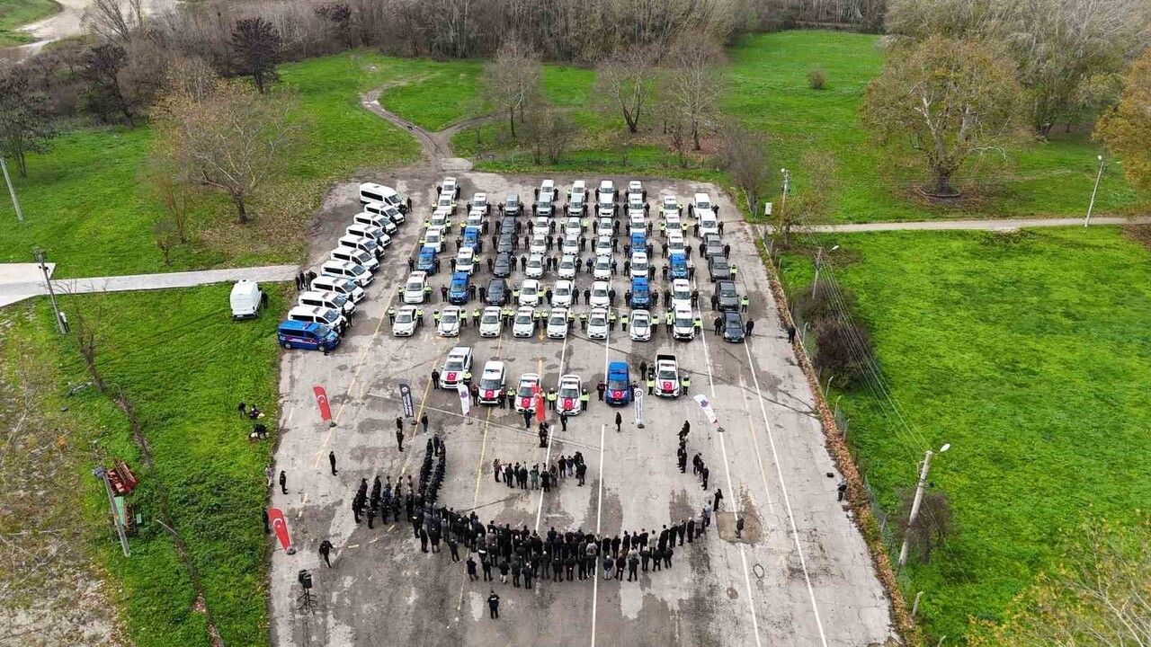 Edirne'de Emniyete Modern Araç Tahsisi