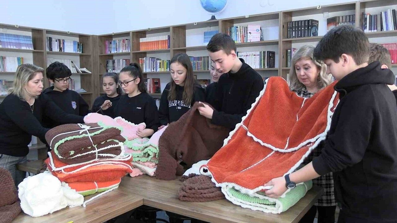 Edirne'de İyilik İçin Örülen İlikler