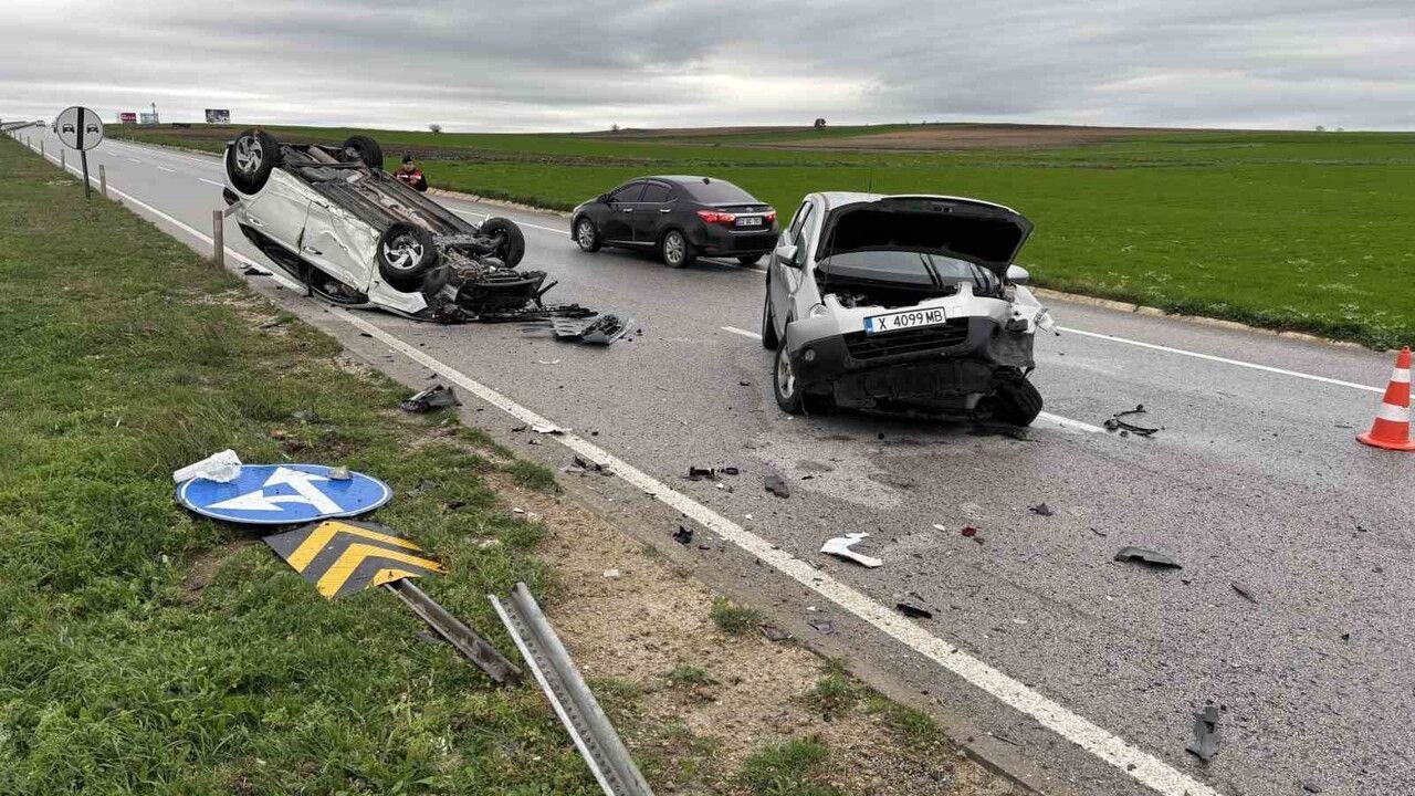 Edirne'de Korkunç Kaza: Araç Defalarca Takla Attı