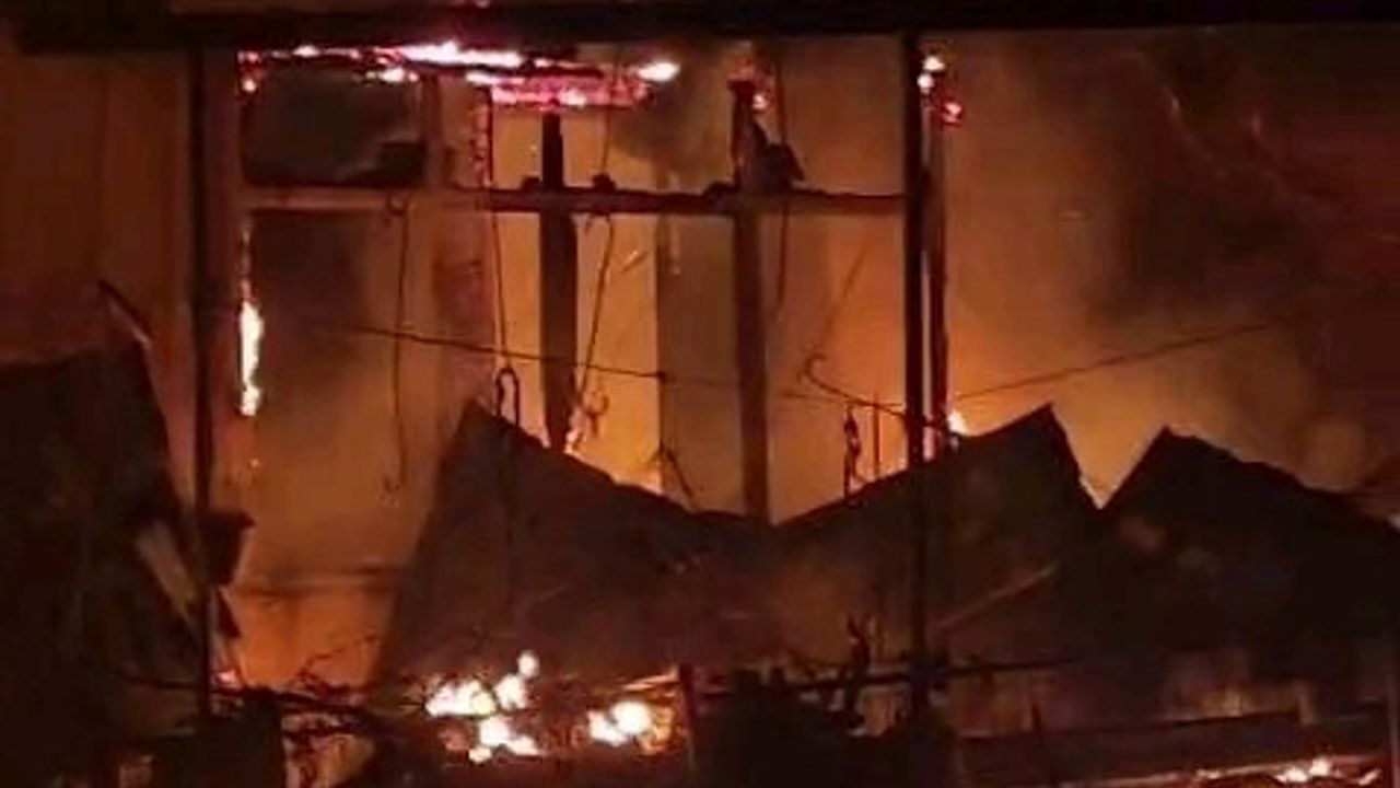 Edirne'nin İpsala İlçesinde Yangın Felaketi